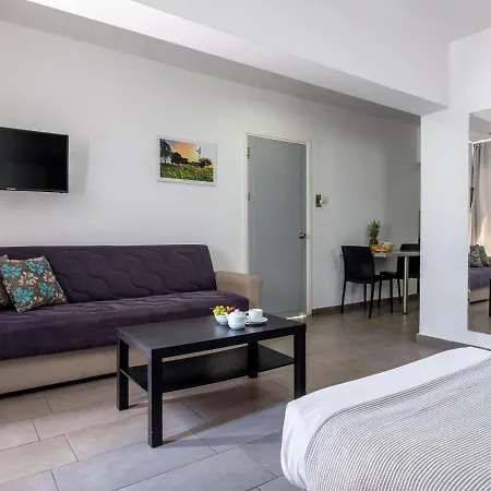 Ideal Vacation Studio Close To The Beach In Sunny Ayia Napa All Yours *