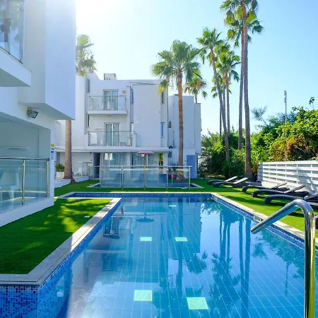 شقة Ideal Vacation Studio Close To The Beach In Sunny Ayia Napa All Yours أيا نابا